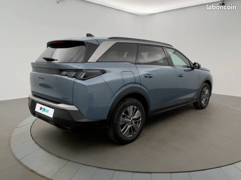 Peugeot 5008 Hybrid 145 ch e-DCS6 Allure (image 7)