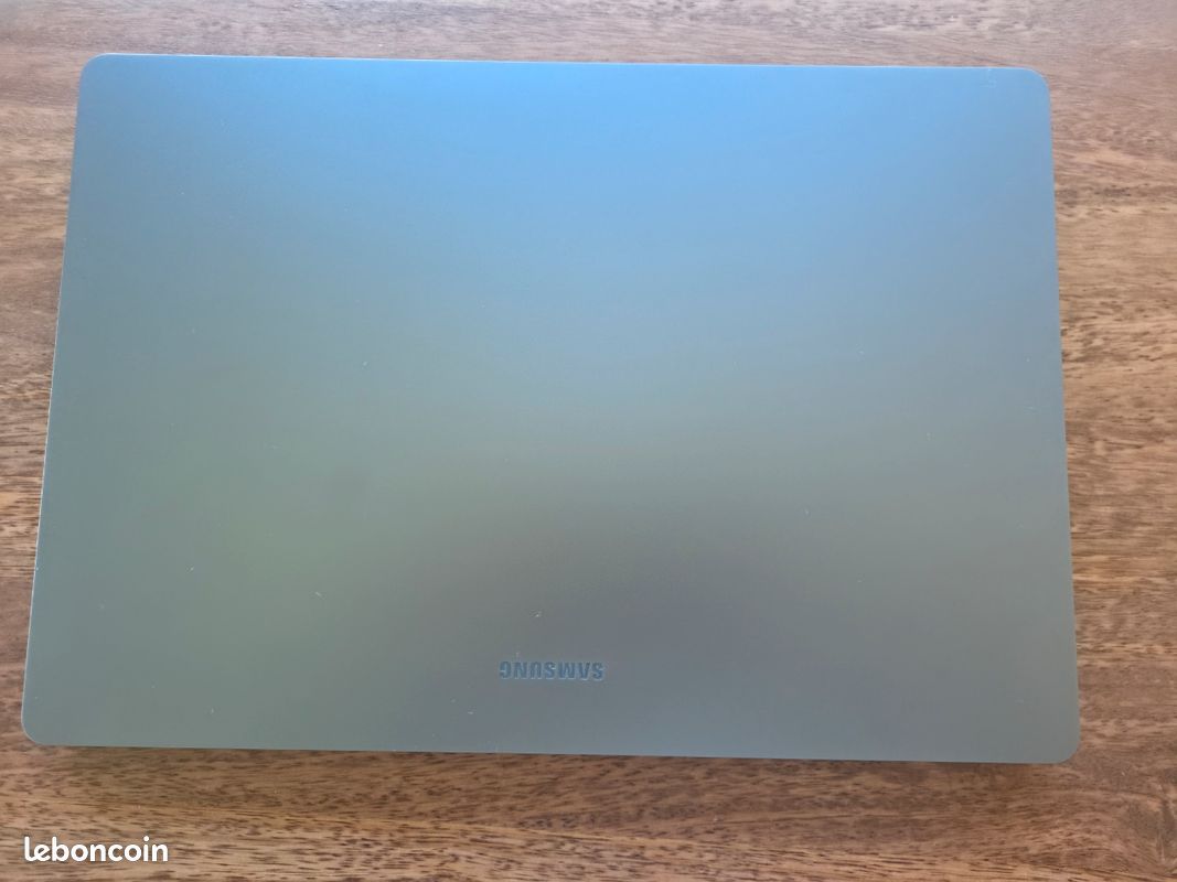 Samsung Galaxy Book6 Ultra 16" – RTX 5070 – 32 Go RAM – 1 To SSD – OLED tactile 120 Hz (image 6)