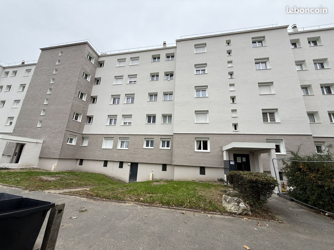 Appartement 5 pièces 71 m² · à Villepinte · 71 m² · 154 000 €