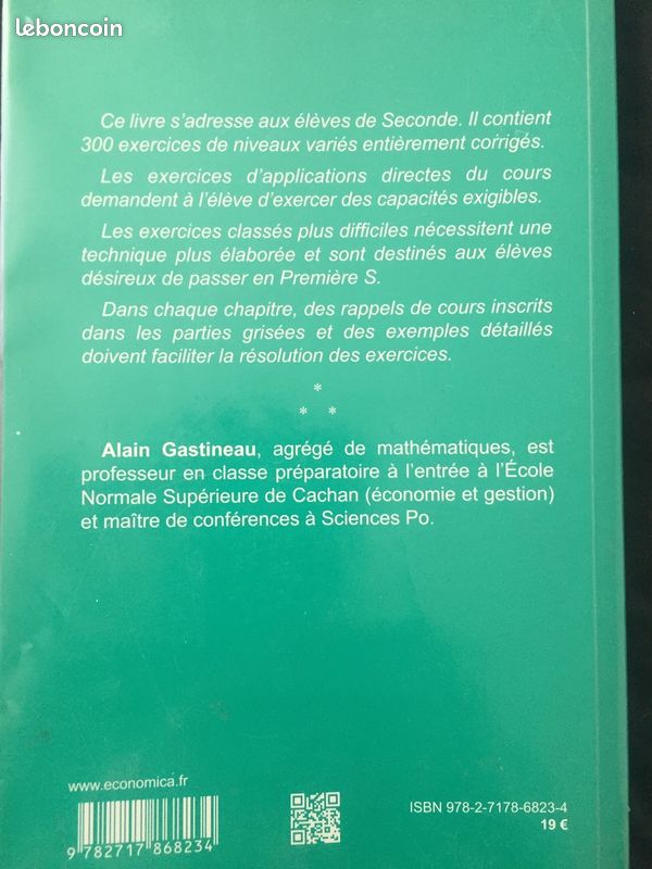Méthodes et 300 corrigés de Mathématiques, comme neuf (image 2)