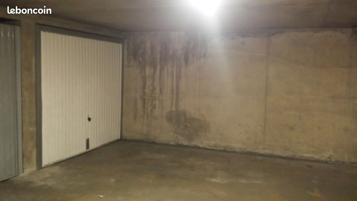 Box garage Guillotiere · à Lyon · 30 000 €