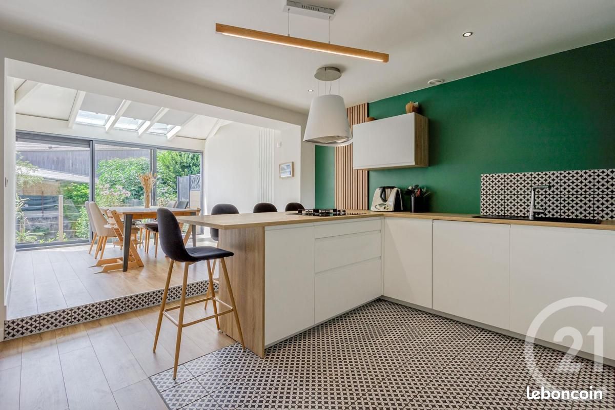 Maison 7 pièces 127 m² · à Rumilly · 127 m² · 368 000 €