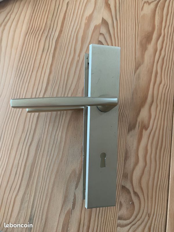 4 paires de poignées de porte (image 1)