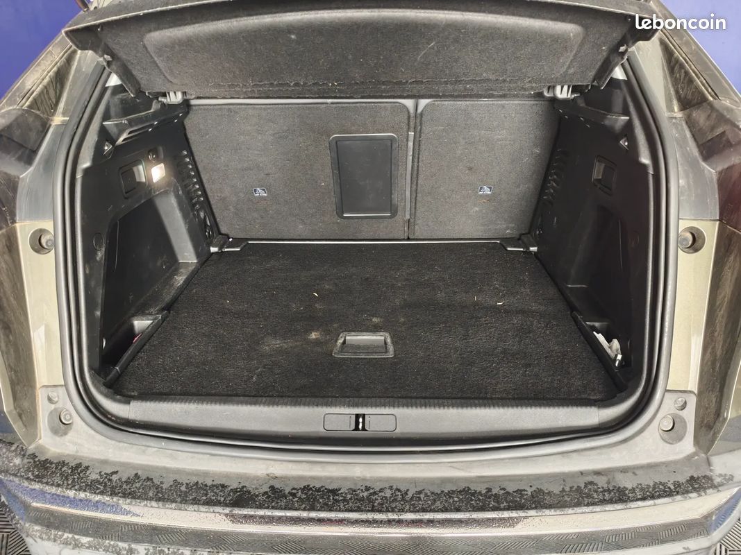 PEUGEOT 3008 1.2 PureTech 130ch Allure EAT6 - 2017 - Suivi complet Peugeot - Climatisation - i-Cockpit - Carplay (image 37)