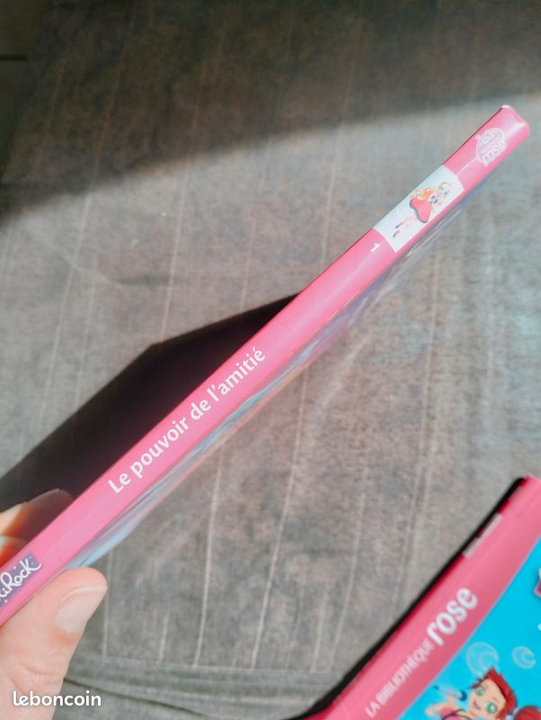 Livre lolirock (image 2)