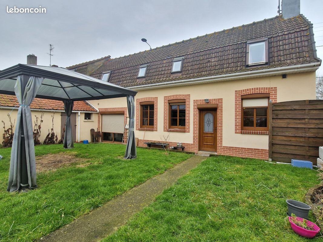 Maison 4 pièces 89 m² · à Blendecques · 89,4 m² · 75 000 €