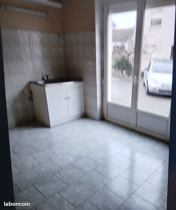 Appartement 2 pièces 30 m² · à Bourg-en-Bresse · 30 m² · 400 €/mois