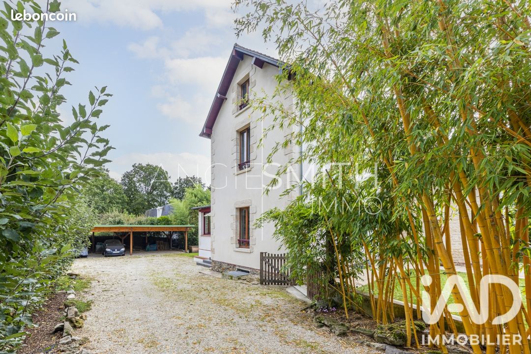 Maison 10 pièces 223 m² · à Beauchamp · 223 m² · 695 000 €