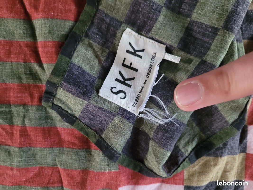 Foulard SKFK rose et vert (image 7)