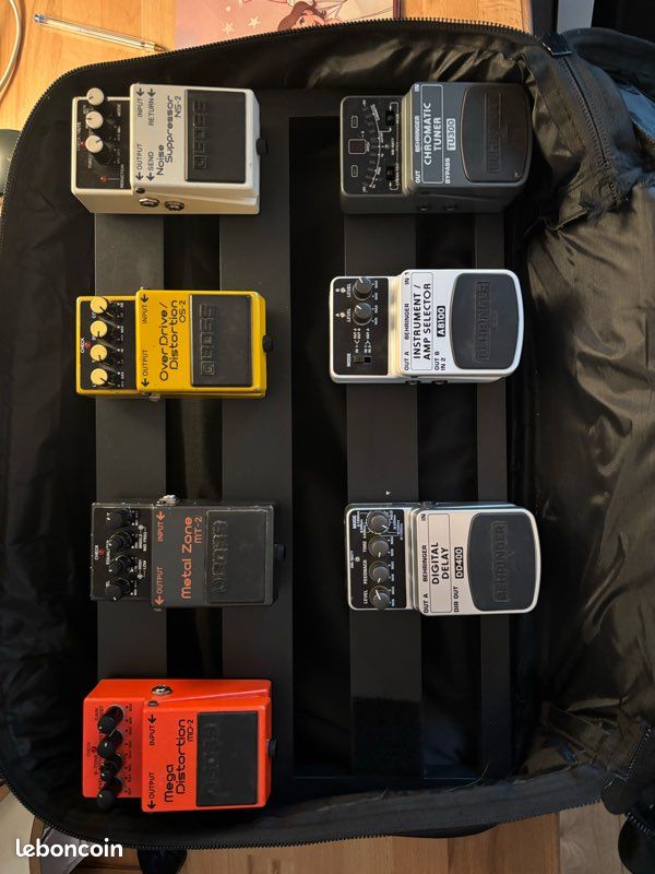 Pédales Guitare Analogiques BOSS - certaines pédales encore en vente (image 1)