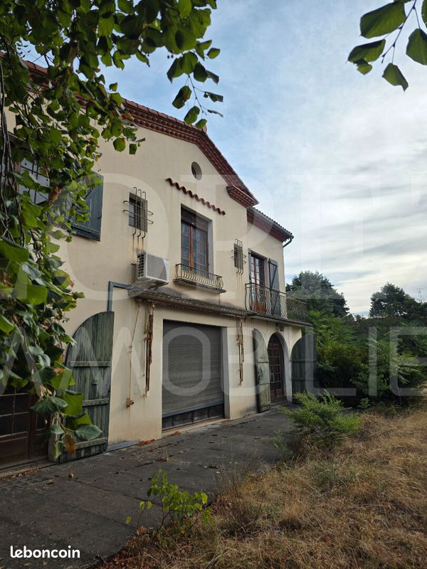 Maison 7 pièces 223 m² · à Mazamet · 223 m² · 211 000 €
