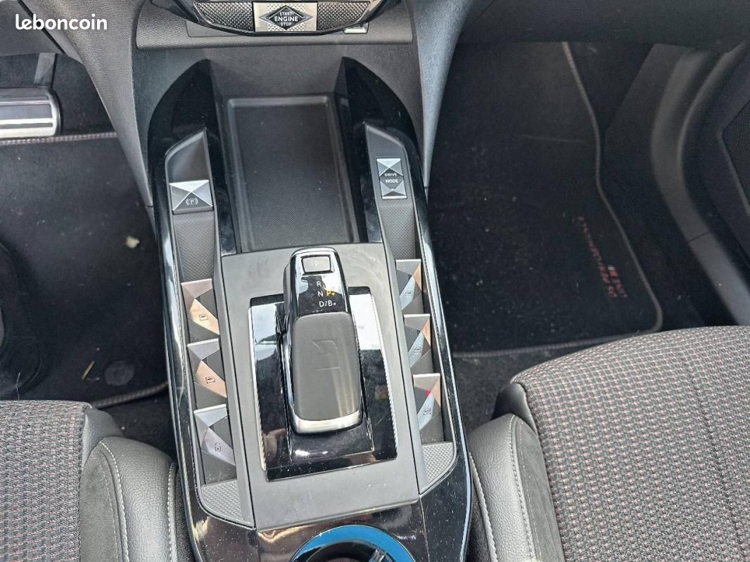 DS 3 Crossback ELECTRIQUE DS3 E-Tense - Performance Line+ (image 12)