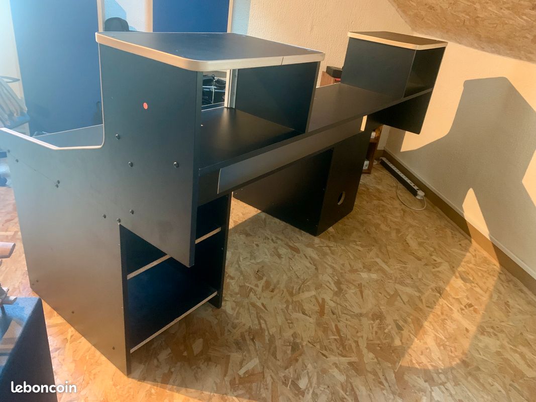 Magnifique bureau de studio (image 4)