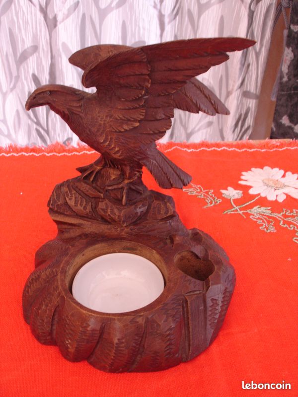 Encrier ancien en bois sculpté (image 1)