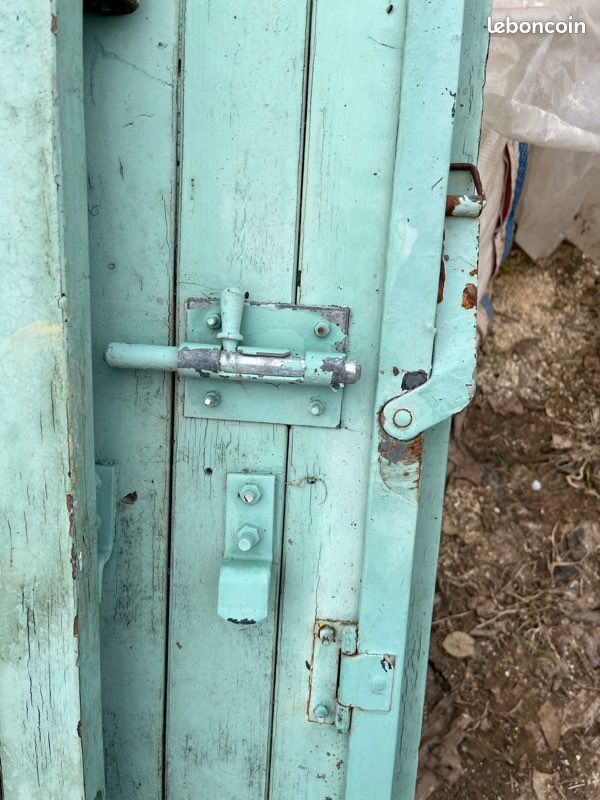 Volet bois dur (image 1)