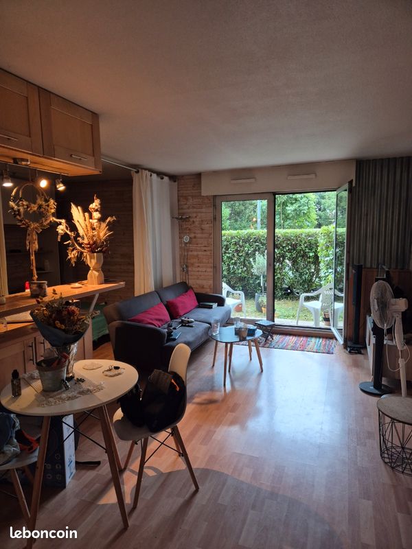 Appartement 1 pièce 34 m² · à Pau · 34 m² · 560 €