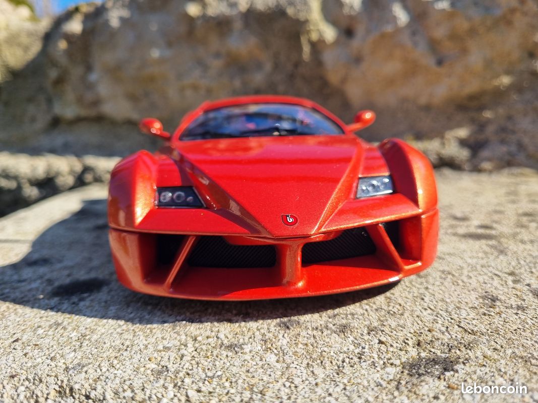 Prima giugiaro Orange métal 1/18 Burago - Collection