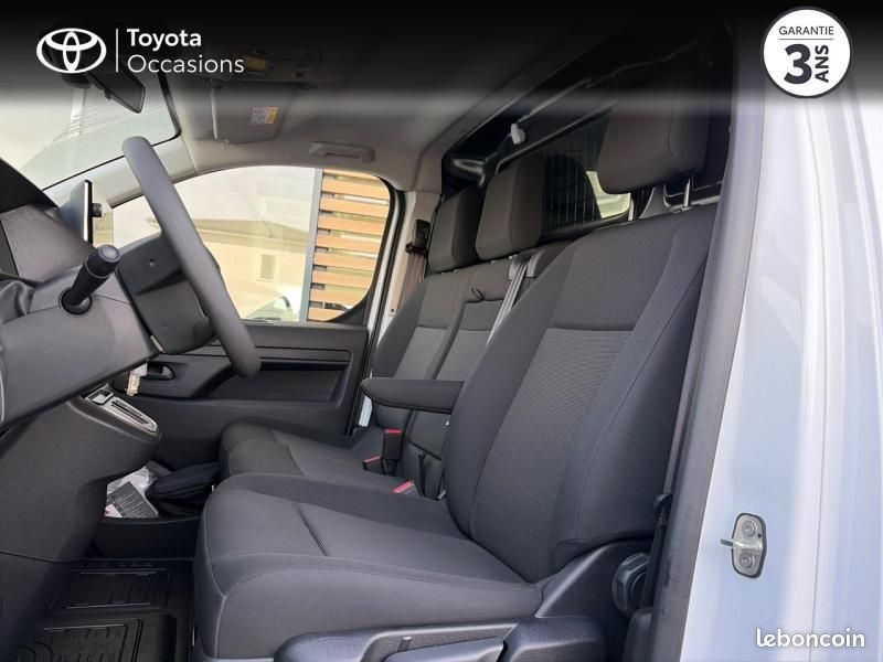 Toyota PROACE Medium 2.2 D-4D 150 Start Pack Confort BVA MY25 (image 11)