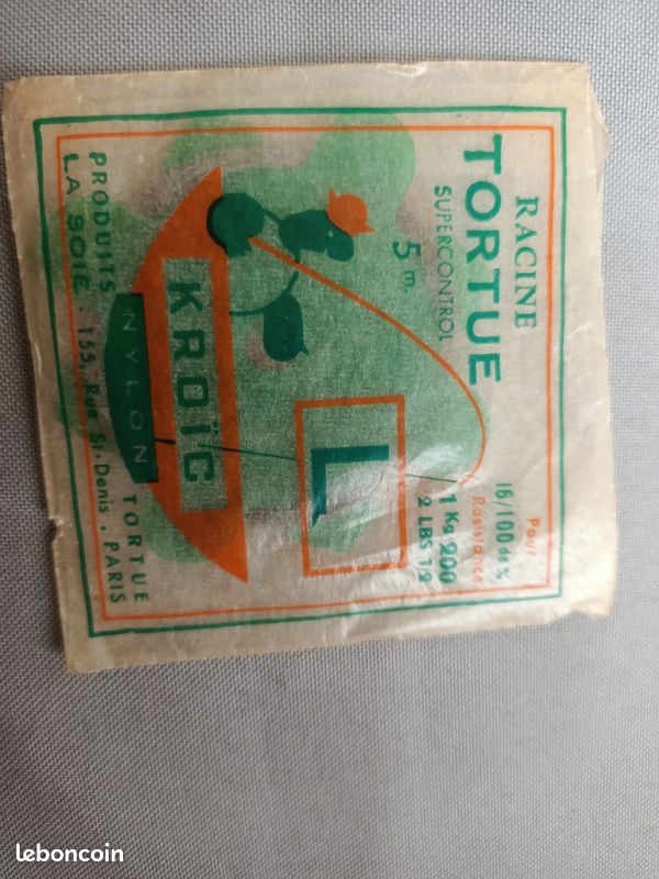 Peche Lot 12 pochettes hameçons montés carpe tortue U153 - Sport