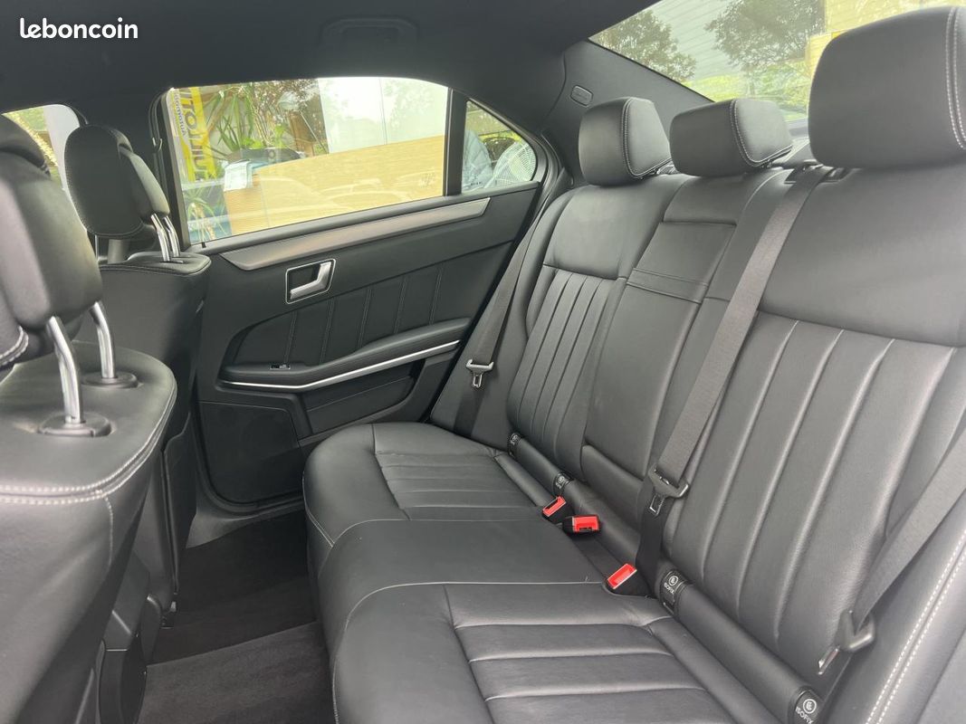 MERCEDES-BENZ CLASSE E 220 BlueTEC Executive A (image 12)