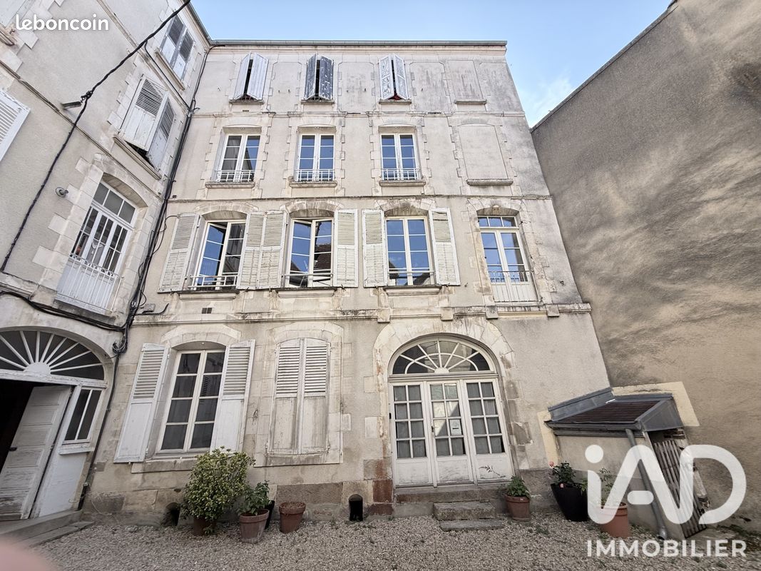 Appartement 3 pièces 45 m² · à Joigny · 45 m² · 53 000 €