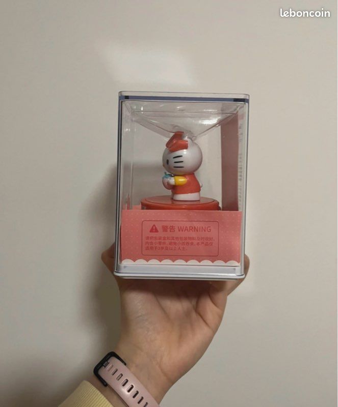 Figurine Hello Kitty (image 2)