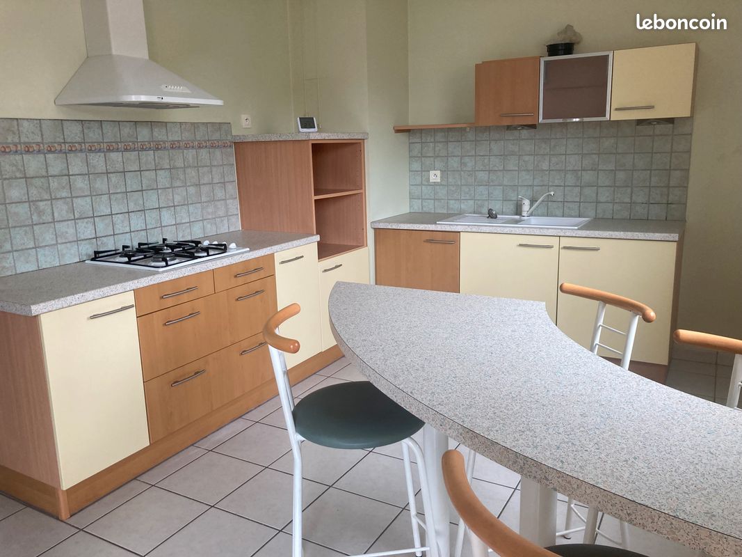 Appartement a louer montceau-les-mines - 2 pièce(s) - 68 m2 - Surfyn