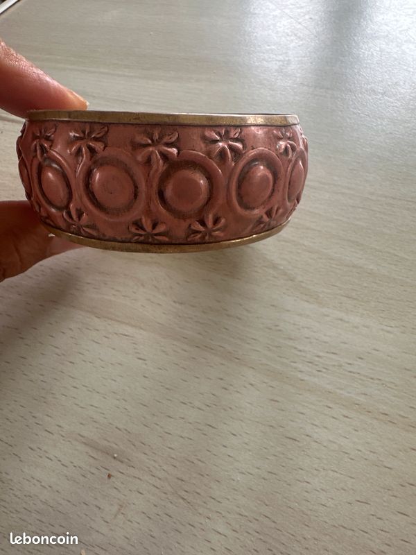 Bracelet (image 1)