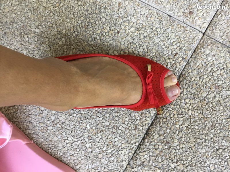Chaussures escarpins made in Italy (image 3)