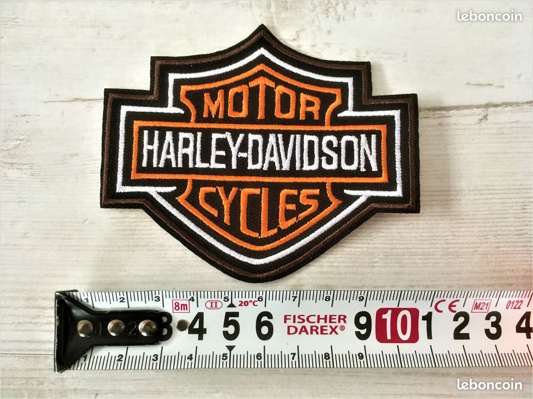 Patch Thermocollant Motard Brodé - 'Les Motards En Meurent Pas, On Les Tue' - 11x4,5 Cm