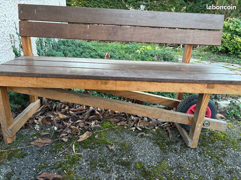 Banc en bois sur mesure avec roues – Robuste & pratique (image 2)