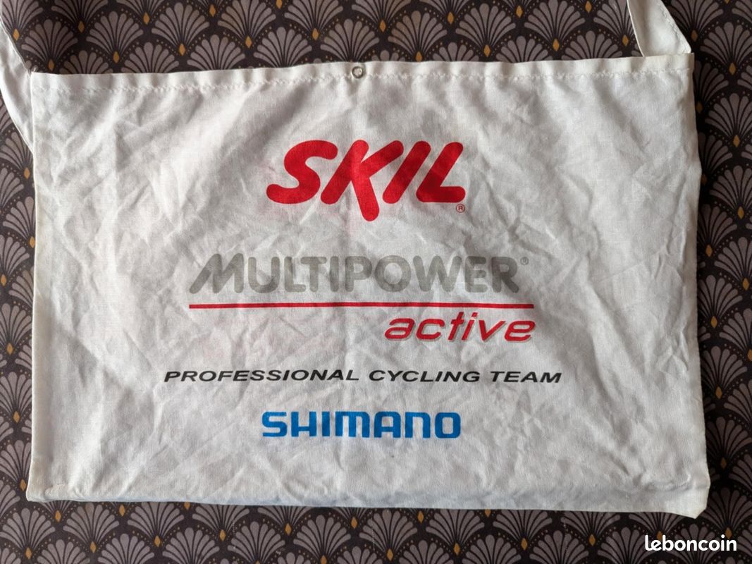 What's inside a musette bag at the Tour de France