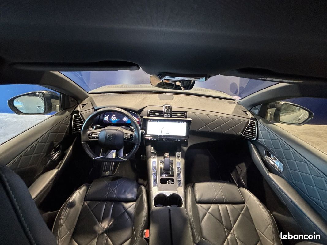 DS DS 7 E-TENSE 225ch Bastille - Origine France / CarPlay / Suivi complet / Caméra 360° / Hayon électrique et main libre / Keyless Go / Gris Laqué / Pack Drive Assist (image 15)