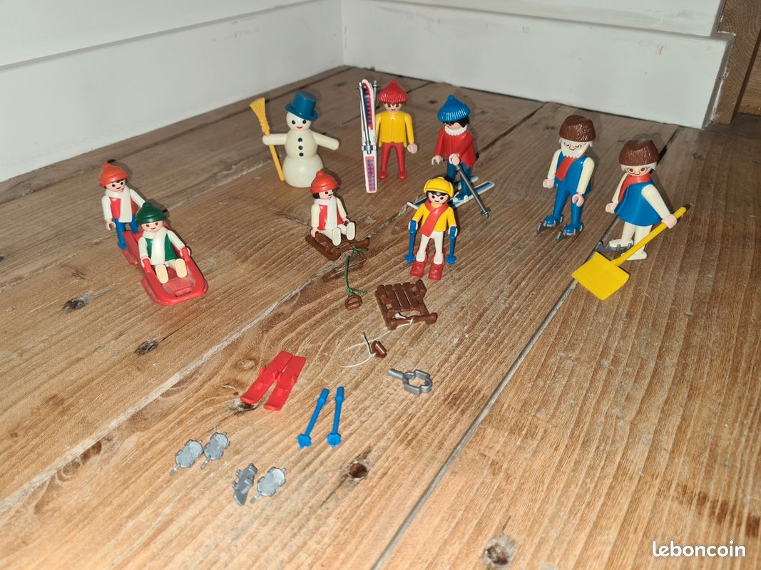 PLAYMOBIL Vintage 3467 – Set Sports D'hiver Complet Avec Skieurs, Patins Et Chalet (1984)
