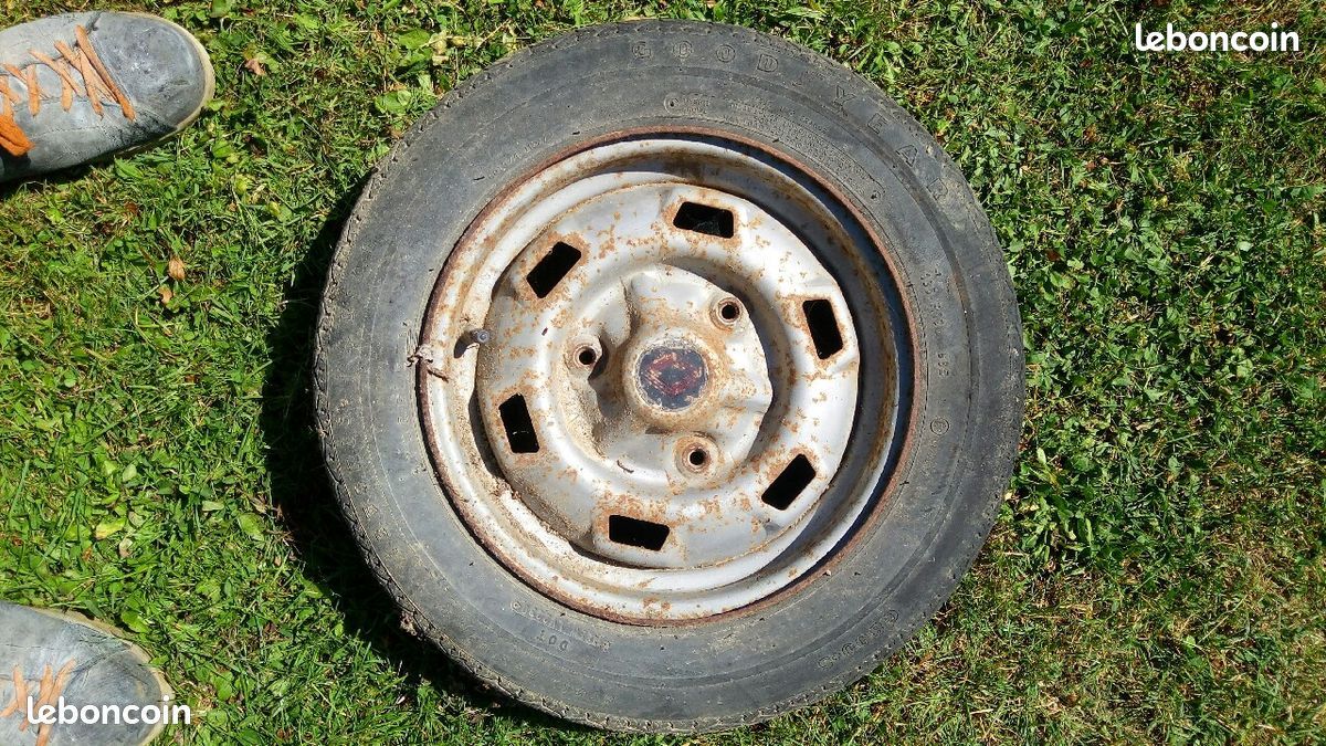 Roue renault 5 3 trous (image 1)