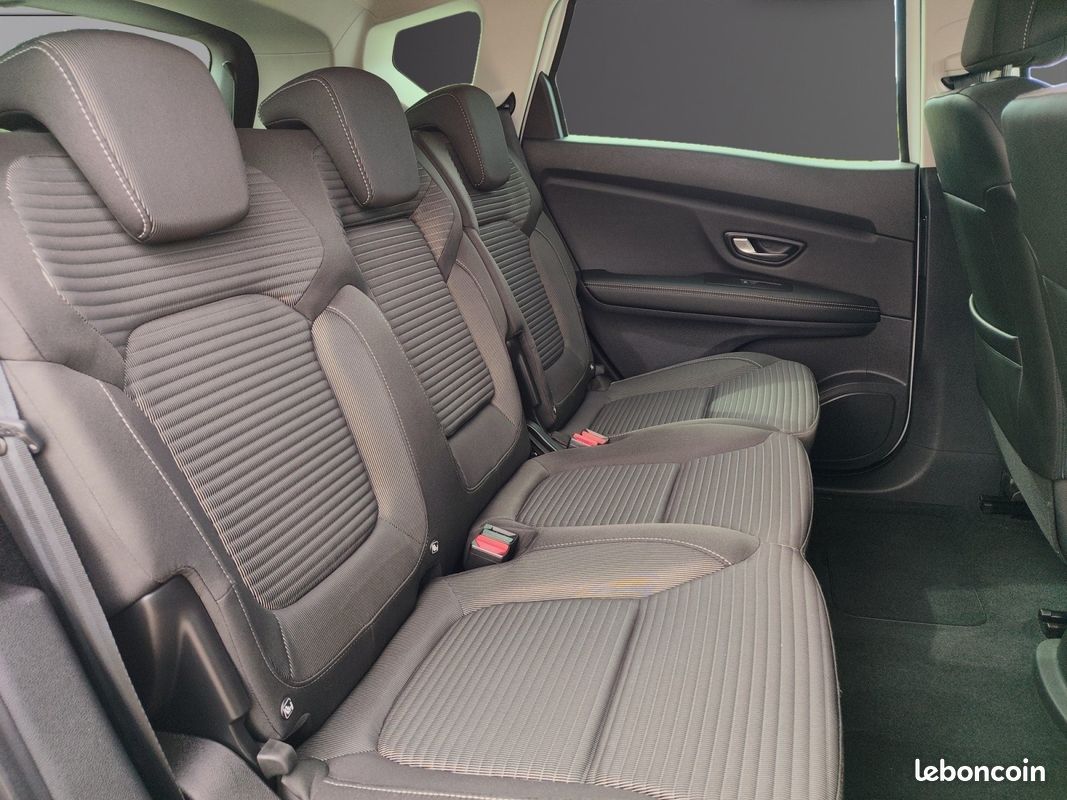 RENAULT SCENIC IV TCe 115 FAP Zen - Bluetooth - GPS - Clim Bizone - Garantie 12 mois (image 12)