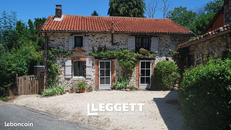 Maison 12 pièces 140 m²
