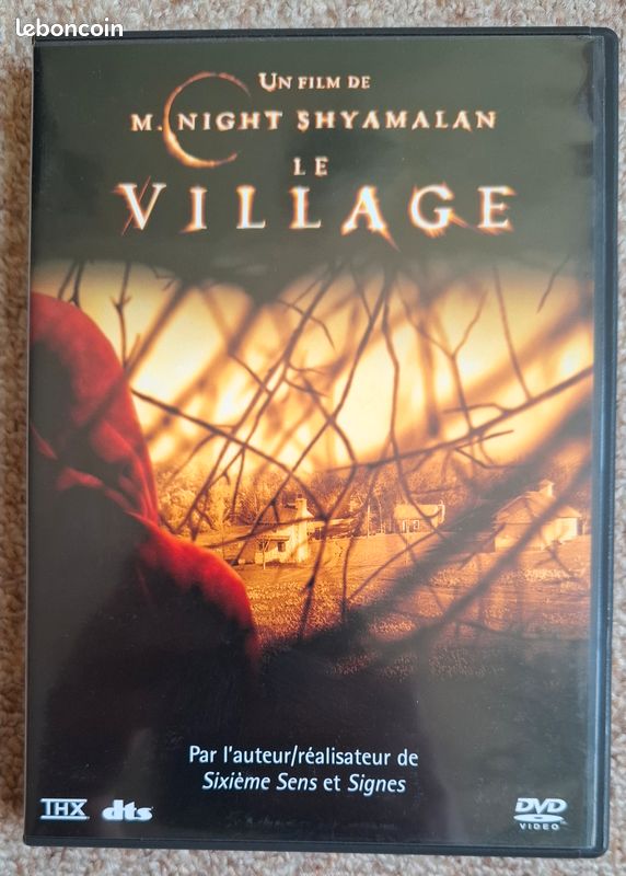 DVD film LE VILLAGE (image 1)