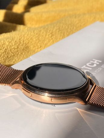 Montre connectée Femme Samsung d'occasion - Annonces montres et bijoux  leboncoin - page 2