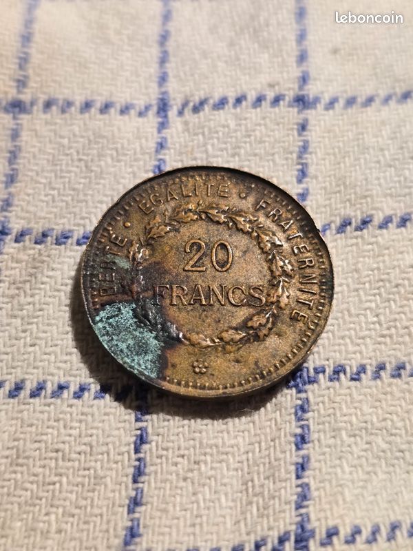 Jeton De Nécessité Ou De Jeu 20 Francs – Aluminium – France – XXe Siècle