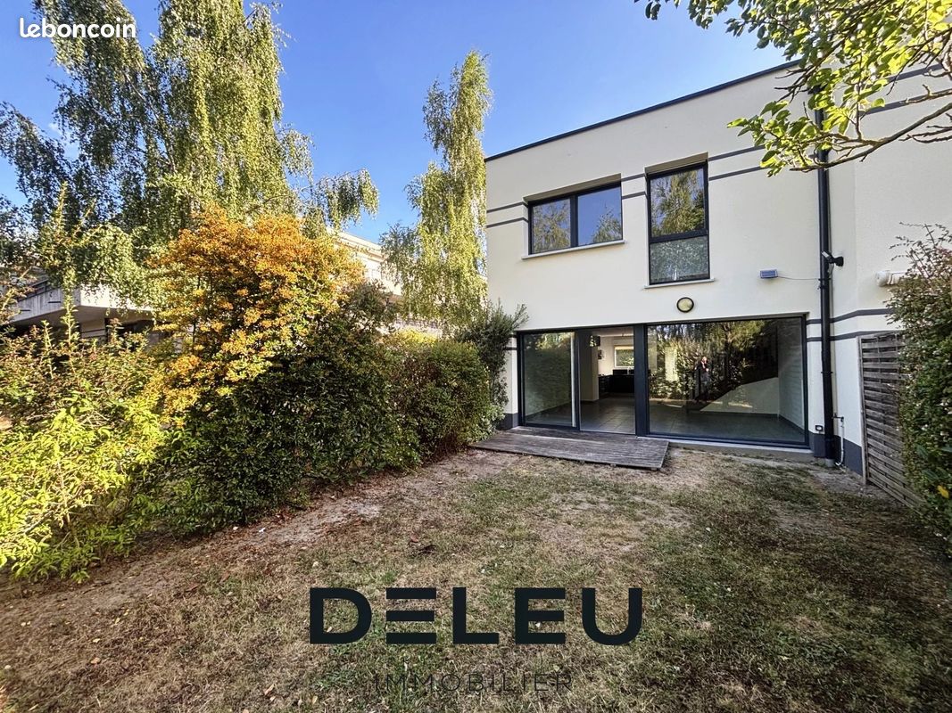 Maison 4 pièces 92 m² · à Lille · 92 m² · 295 000 €
