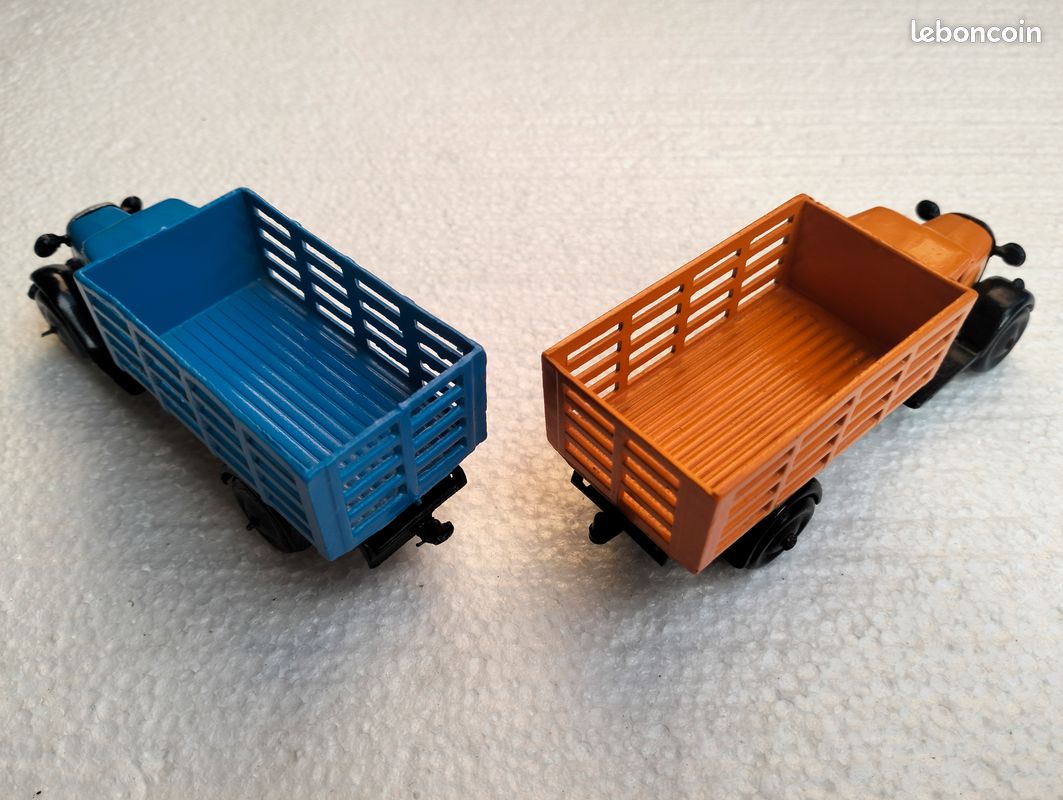 Camion Maraîcher Dinky Toys 25F - Turquoise - Échelle 1:43 - France - Rare