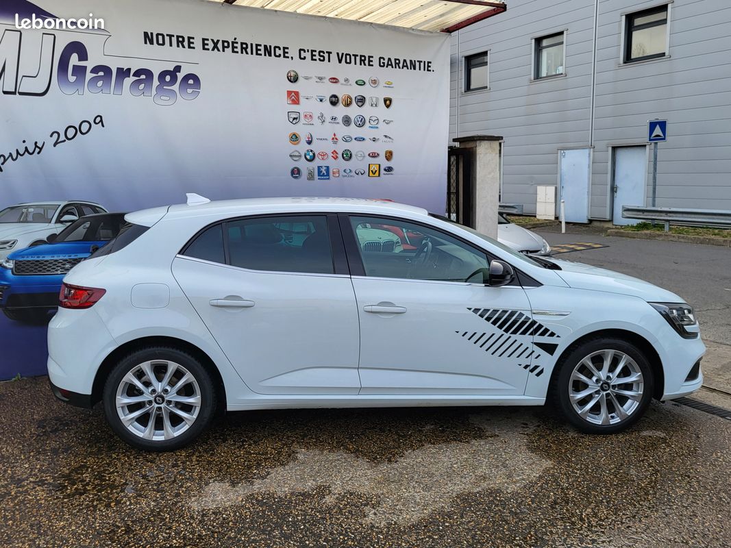 RENAULT MEGANE 1.2 TCE 100ch Energy S/S Limited (image 2)