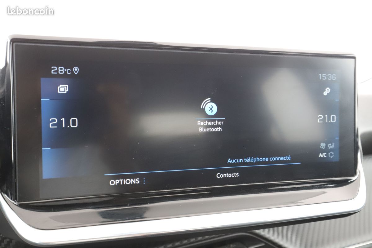 Peugeot 208 1.2 PureTech Allure Pack 100 ch (image 22)