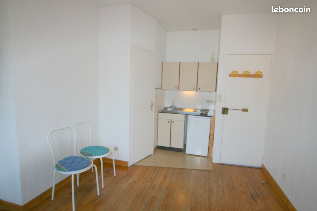 Appartement 1 pièce 18 m² · à Grenoble · 18 m² · 453 €/mois