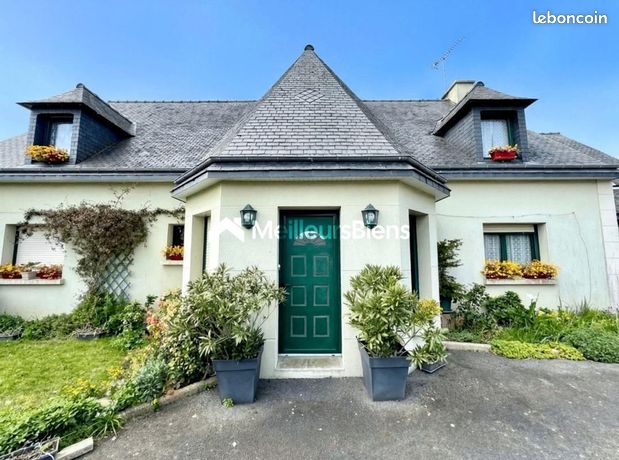 Maison 10 pièces 329 m²