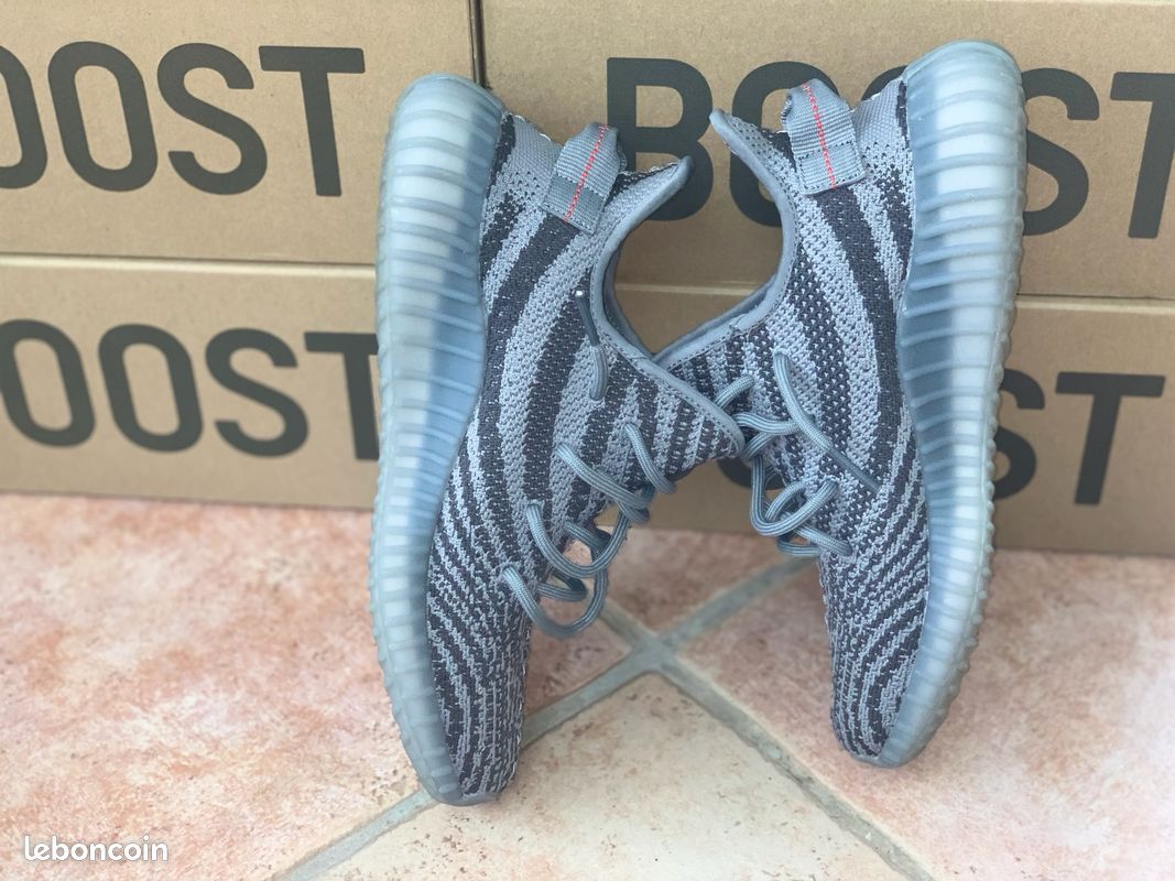 Yeezy Boost 350 V2 Béluga 2.0 (image 2)