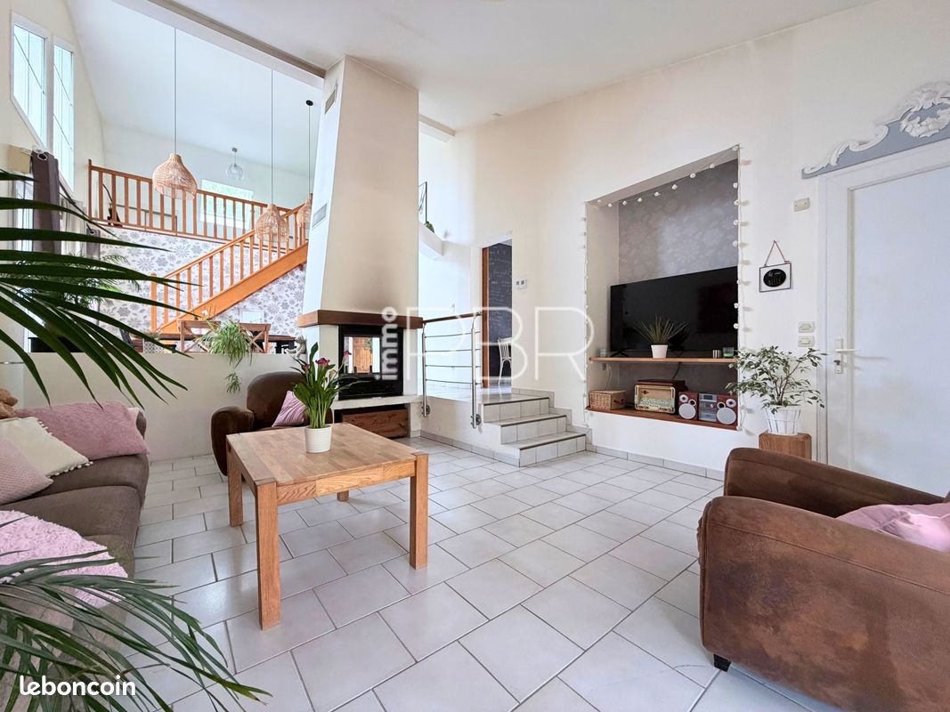 Maison 5 pièces 133 m² · à Caurel · 133 m² · 428 000 €