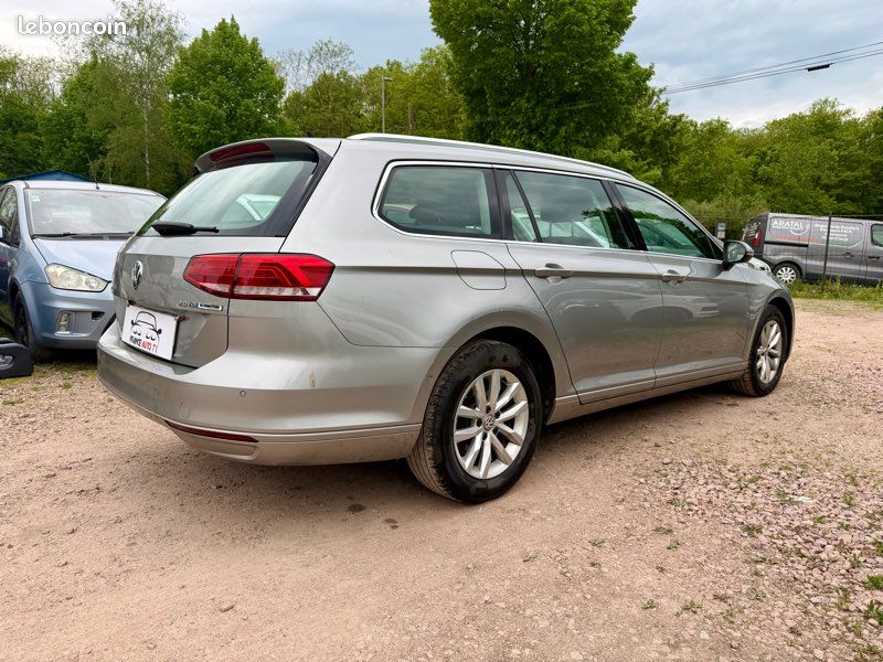 Volkswagen passat sw 2.0l tdi 150cv boite automatique finition confortline 513.600kms 08/2015 gps ecran tactile camera de recul bluetooth vente a professionnel ou export uniquement (image 3)