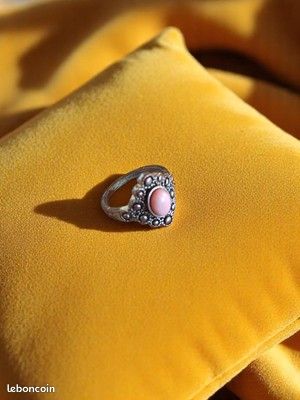 Bague Fantaisie Vintage Taille 56 - Accessoire Rétro Chic En Bon état D'occasion